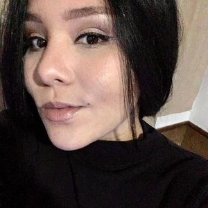 Meet your Posher, Rebecca sarai